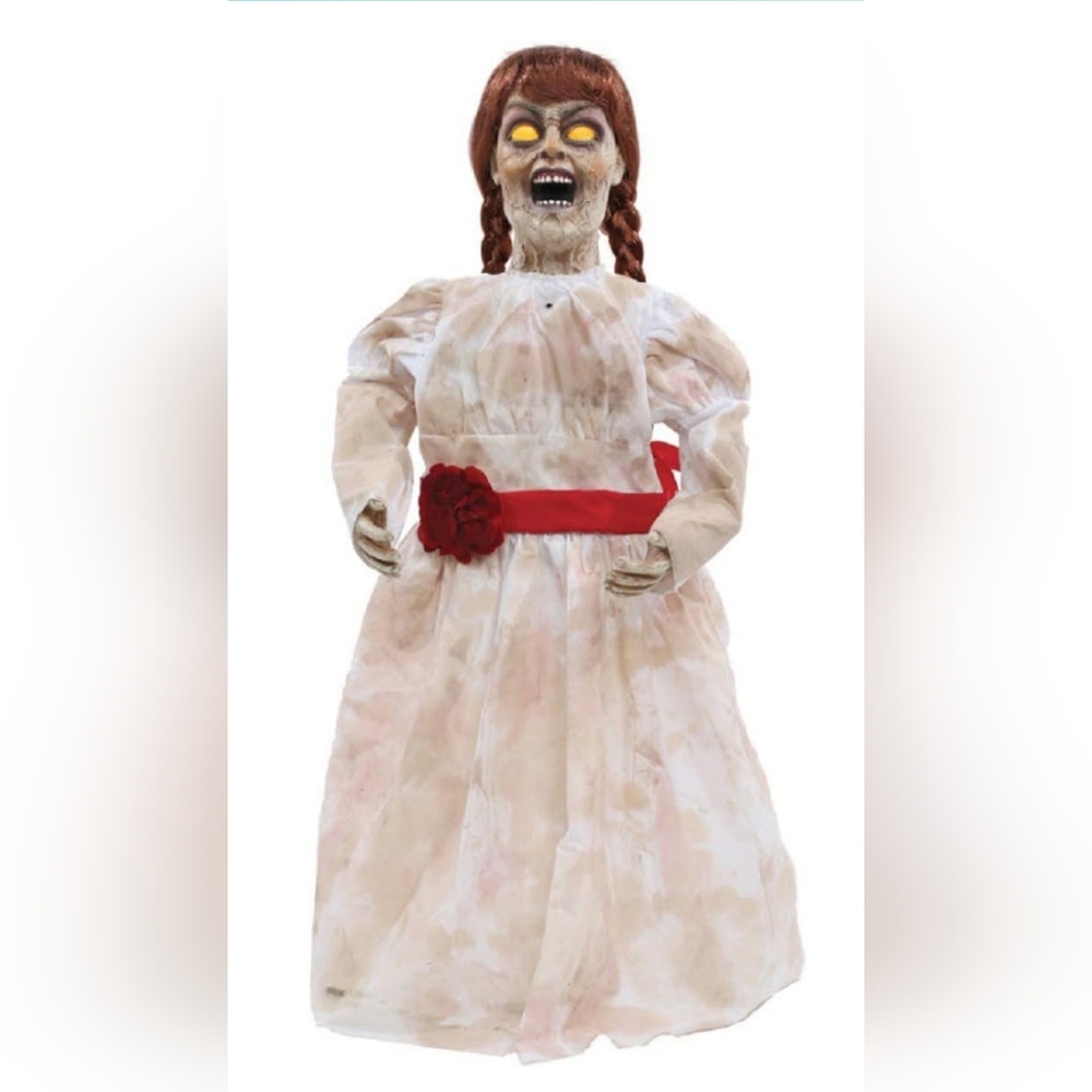 Creepy talking doll (batteries included)